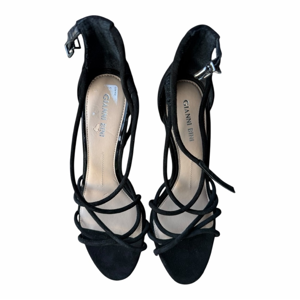 GIANNI BINI Heels Women’s Size 8 US Black Strappy Sandals